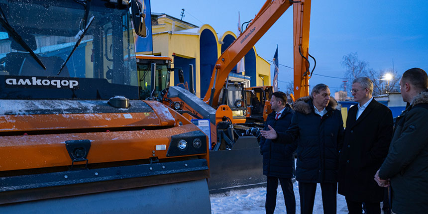 Губернатор Камчатского края посетил холдинг «АМКОДОР»