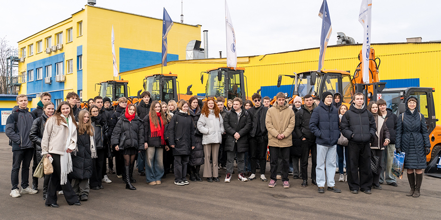 Месяц промышленного туризма: студенты БНТУ посетили ОАО «АМКОДОР» — управляющая компания холдинга»